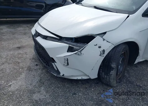 2021 Toyota Corolla Le z USA, uszkodzony, nr VIN JTDEPMAE3MJ117705